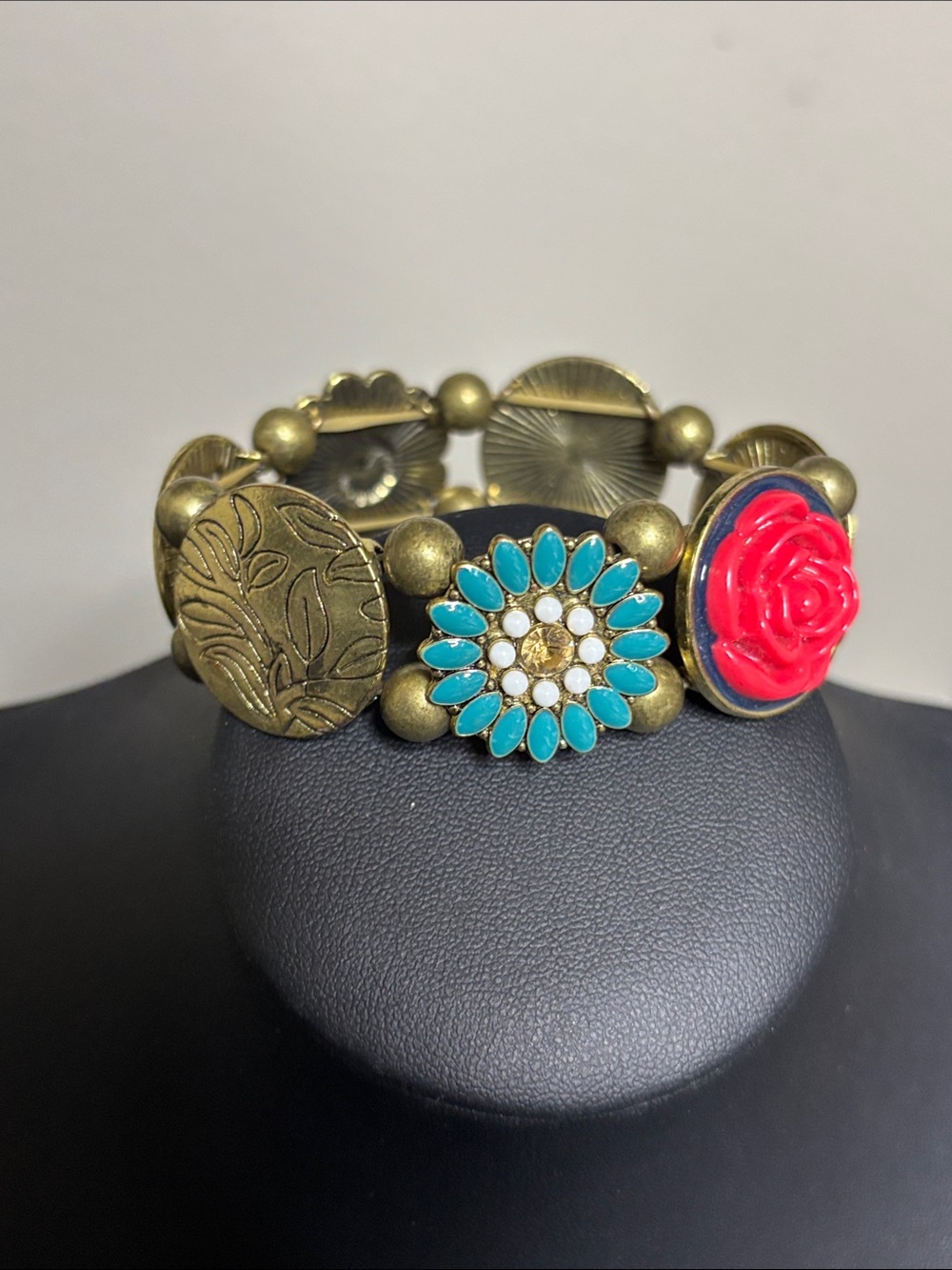Bohemian Western Floral Turquoise & Red Button Stretch Bracelet